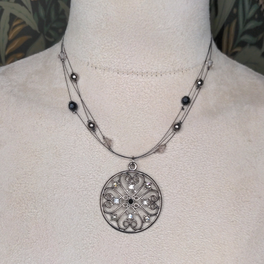 3/$15 Round Filagree Medallion Pendant Necklace Crystals Floating Beads